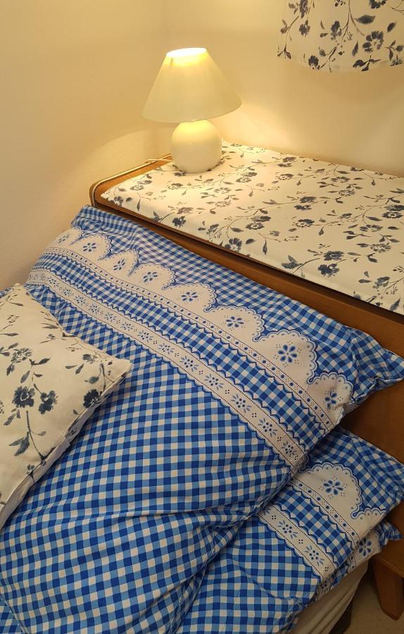 Na Samote U Lesa -Rasovna Apartment Msecke Zehrovice ภายนอก รูปภาพ
